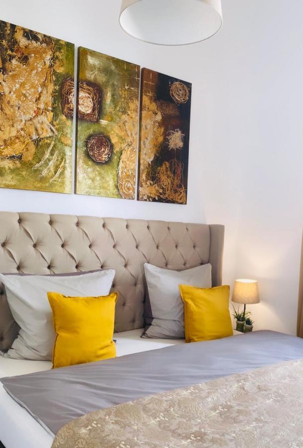 Aurum Apartment Kirchheim am Neckar エクステリア 写真